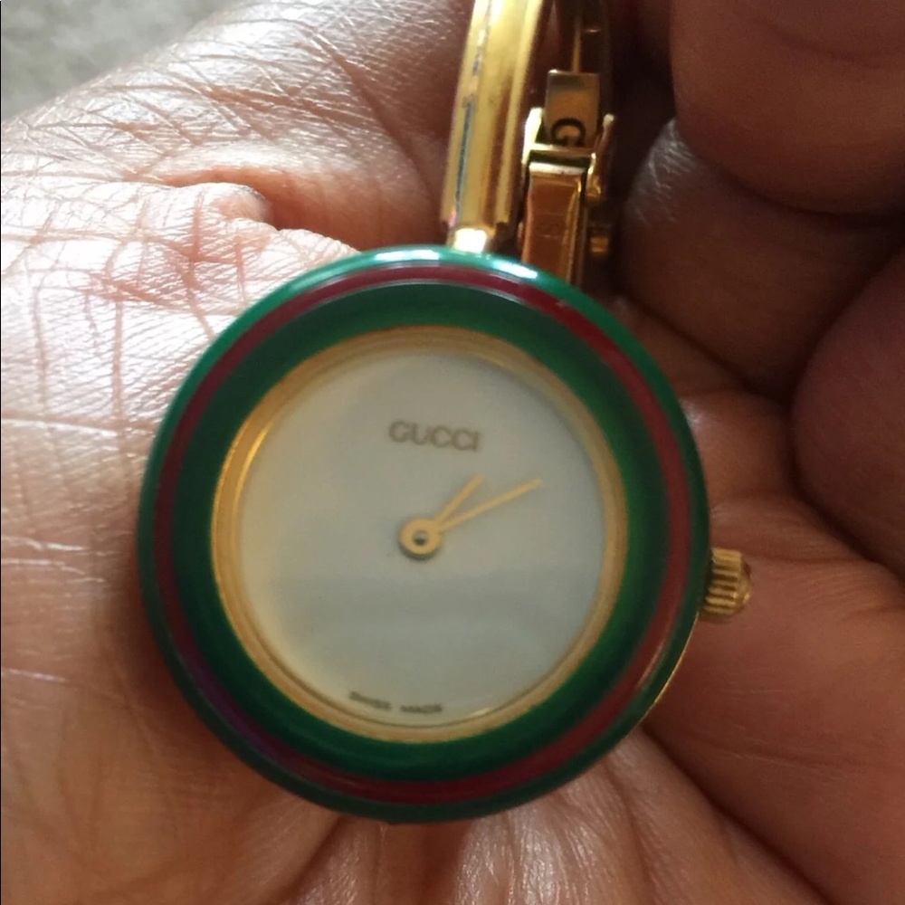 Gucci vintage watch ( Authentic) - Picture 5 of 8